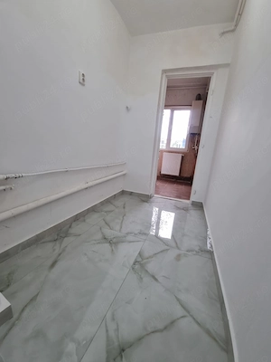Garsoniera, Șoseaua Giurgiului, Decomandat, Centrală termică, etaj 1 - imagine 3