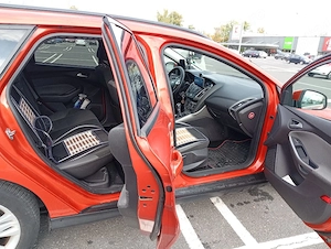 Ford Focus 2013 benzina 1,6 propietar in acte - imagine 5