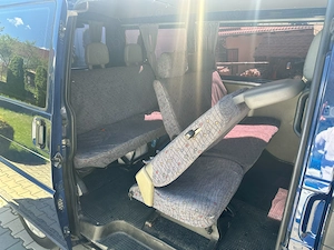 VW Transporter T4, 9 locuri, an fabricatie 2001, motor 2.5 TDI, 102cp, euro3.  - imagine 2
