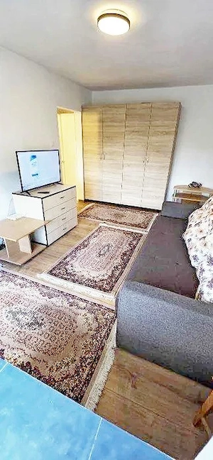 Zona mall, în apropiere de centrul bancar   de închiriat garsonieră la doar 250 euro lună - imagine 14