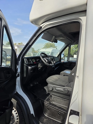Iveco Daily 35S14 | 2.3 HPI 136 CP | Cușetă pentru dormit pe cabină - imagine 4