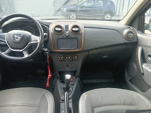 Dacia Sandero stepeway Automata -1,5 diesel -2017 - imagine 3