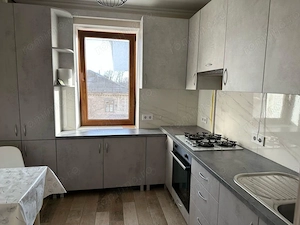 Apartament cu 2 camere de inchiriat in zona Coresi - imagine 5