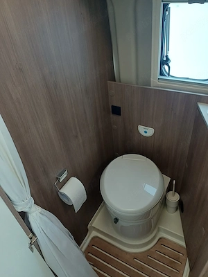 Camper Carado CVE 600 - 41.000 km, 2023 - imagine 9