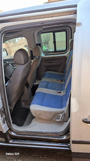 vand vw Caddy 1,9  2005 7 locuri  - imagine 2
