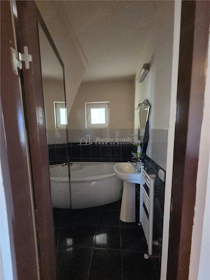 2 camere, zona centrala, ING Piata Mare, Rm. Valcea - imagine 6