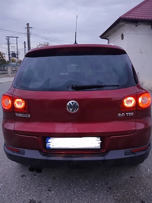 Volkswagen Tiguan 2.0 TDI Euro 5 - imagine 3