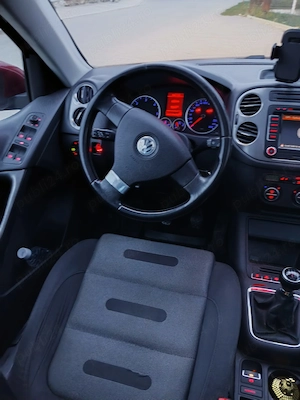 Volkswagen Tiguan 2.0 TDI Euro 5 - imagine 6