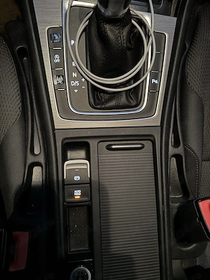 Volkswagen Golf VII 2.0 TDI DSG Comfortline - imagine 7