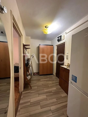Apartament de inchiriat 2 camere balcon decomandat zona Mihai Viteazul - imagine 10