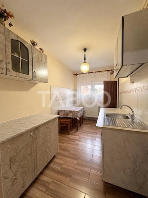 Apartament de inchiriat 2 camere balcon decomandat zona Mihai Viteazul - imagine 7