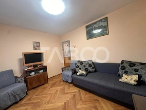 Apartament de inchiriat 2 camere balcon decomandat zona Mihai Viteazul - imagine 6