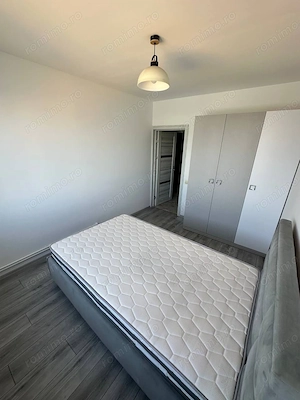 Apartament cu 3 camere de inchiriat in zona Tractorul - imagine 2