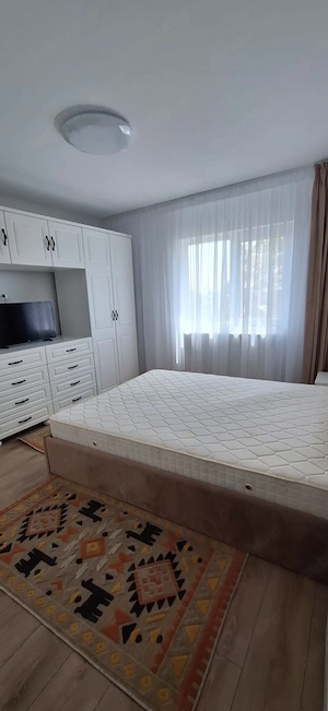 Ofer spre închiriere un apartament cu 2 camere, decomandat, Unirii sud - imagine 9
