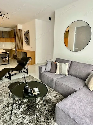 Apartament cu 2 camere de vanzare in zona Tractorul - imagine 3