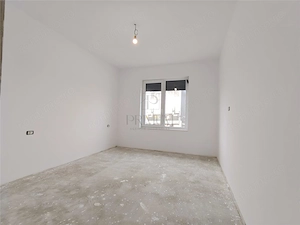 DUPLEX IN ZONA DE TOP - FOARTE SPATIOS - CURTE AMENAJATA - imagine 8