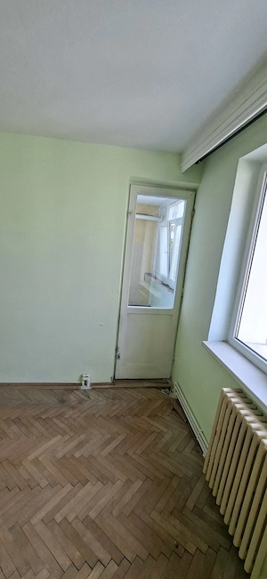 Vand apartament 3 camere, etaj 3, zona Orion - imagine 4