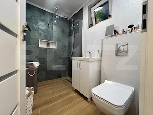 Apartament cu 2 camere complet renovat - Piața 1 Decembrie  - imagine 5