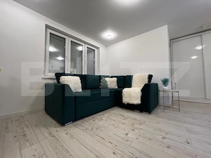 Apartament cu 2 camere complet renovat - Piața 1 Decembrie  - imagine 3