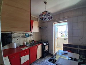 Vand apartament 2 camere decomandat - imagine 3