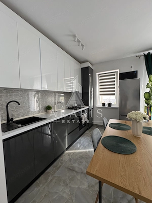 Apartament modern 2 camere, loc de parcare, in  Giroc - imagine 3