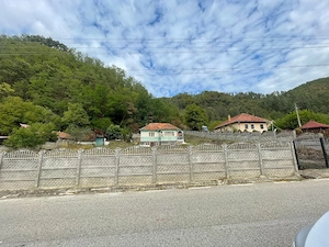 Vand casa la tara - imagine 2