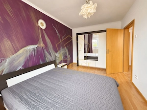 Apartament spatios cu 3 camere | Girocului - imagine 2