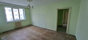Vand apartament 3 camere, etaj 3, zona Orion - imagine 2