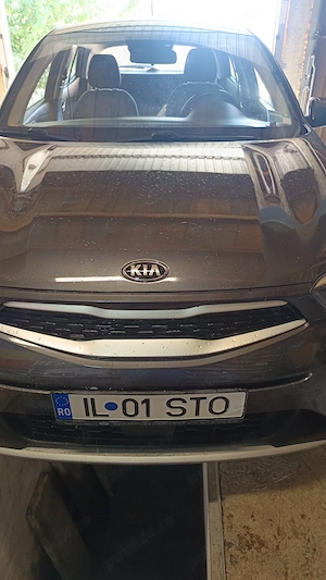 Vand kia stonic 2019 cu 90000km - imagine 2