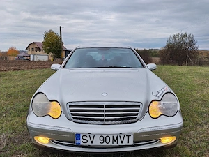 Mercedes C-class  - imagine 3