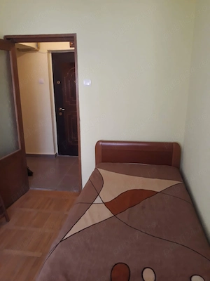 Închiriez apartament  - imagine 2