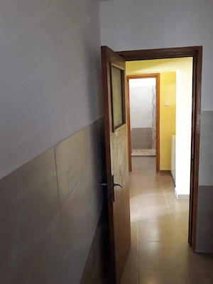 Închiriez apartament  - imagine 3