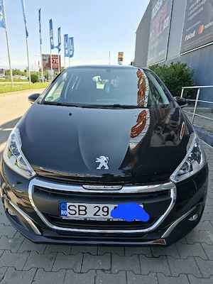 Peugeot 208 - imagine 10