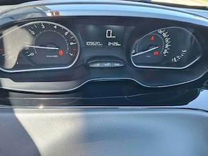 Peugeot 208 - imagine 6