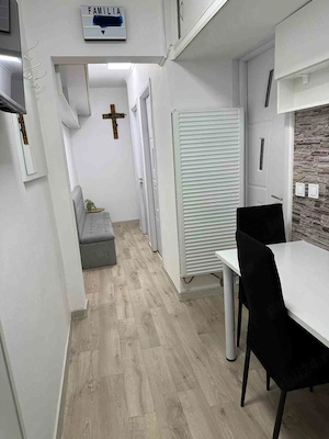 Apartament cu 3 dormitoare   Micro 6 - imagine 2