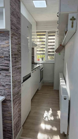 Apartament cu 3 dormitoare   Micro 6 - imagine 3