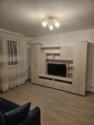 Proprietar, ofer spre închiriere apartament,  2 camere, 5 min. metrou Piața Sudului  - imagine 2