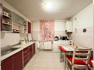 Apartament 3 camere decomandat, etaj 2/4, centrala proprie, Girocului - imagine 9