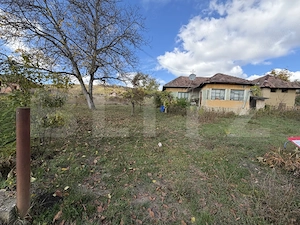 Casă cu 3 camere și un teren de 35,50 mp - imagine 2