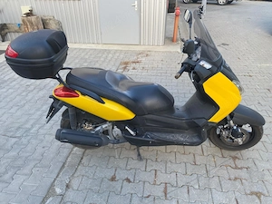 Scooter Yamaha X-Max 250
