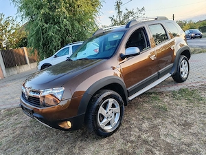 Duster Modified Brown Vand Dacia Duster 2012 Diesel 1500 cmc Neavariata • Arad, Arad