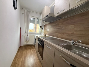 !Listare Noua! Apartament 2 Camere Cuza Voda/RENOVAT/MOBILAT - imagine 5