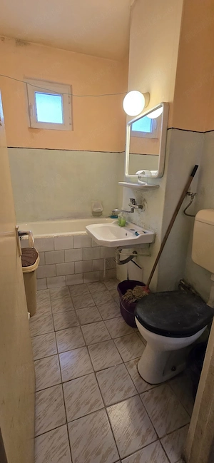 Apartament 2 camere cu vedere neobstrucționată spre Bucegi   bloc izolat, centrală proprie, mobilat  - imagine 5