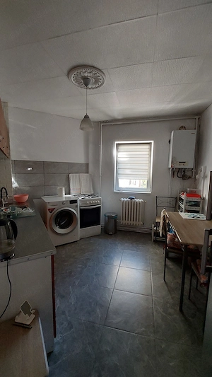 Apartament 2 camere, 55 mp, cu balcon, etaj intermediar  - imagine 7