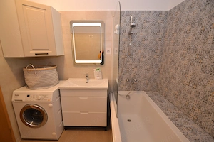 3 camere, bloc nou, loc de parcare, zona Torontal, 500 euro - imagine 9