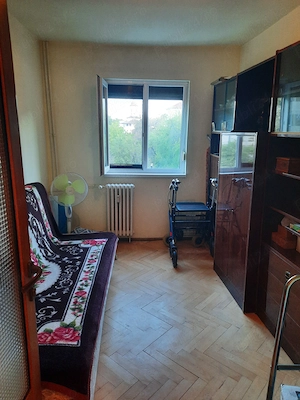 Proprietar vând apartament 3 camere etaj 2 suprafață utilă 56 mp, Timișoara în zona Dacia  - imagine 3