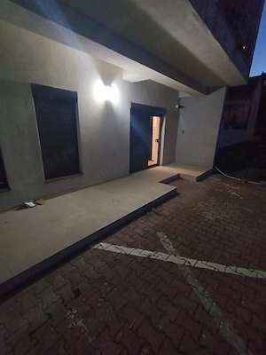 Aradului,la 1 Km de Iulius Mall,In Bloc Nou,Cu Centrala Proprie+Loc Parcare Privat cu Bariera,400 E - imagine 13