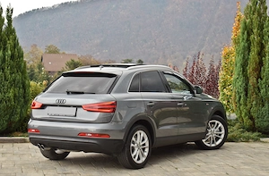 Q3 QUATTRO (4x4 permanent) S-LINE 2.0 TFSI 211Cp Piele Panoramica CUTIE AUTOMATA S-tronic 7+1 Xenon - imagine 4