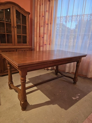 Masa extensibila din lemn masiv