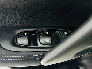Nissan Qashqai - imagine 11